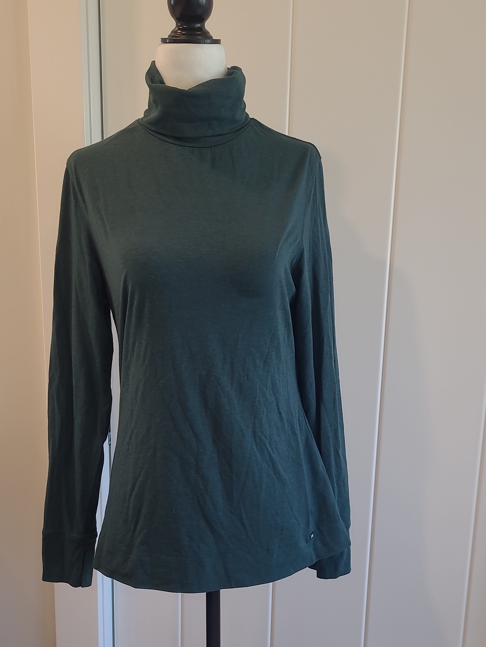 FIG Dark Green Turtleneck Long Sleeve Top